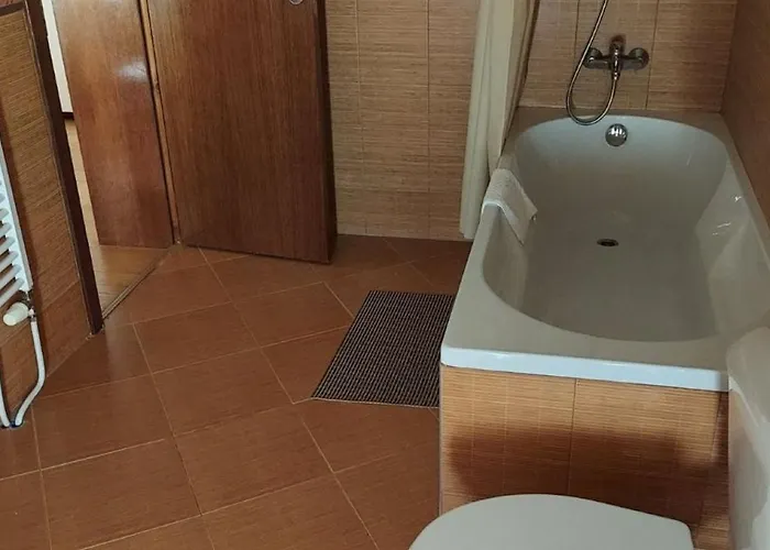 19 Rose Holiday park